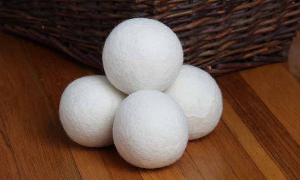 How To Use Wool Dryer Balls (Molly's Suds) 