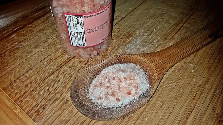 BEYOND HIMALAYAN Pink Himalayan Sea Salt Substitute - 10.5 oz. - Tasty Low  Sodium Salt & Potassium Salt Substitute for High Blood Pressure - Himalayan